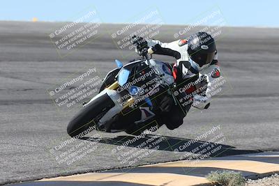 media/Oct-13-2025-Moto Forza (Mon) [[a66d839500]]/4-C Group/Session 2 (Bowl)/